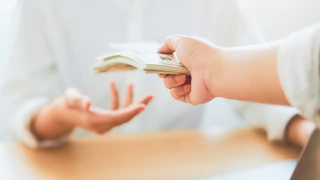 美股配息：怎麼領？怎麼算？查詢找哪裡？多久領到股息？通通1次告訴你！ | 啟程教育學院